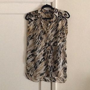 Women’s cap sleeve cheetah print top